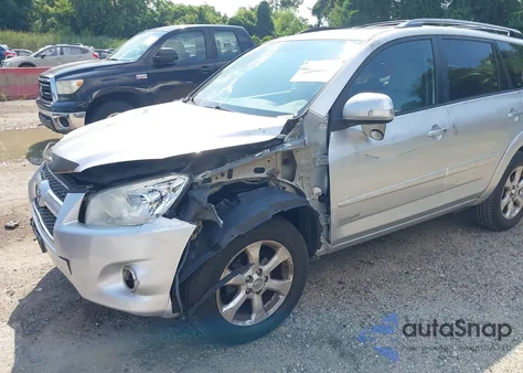2010 Toyota Rav4 Limited z USA, uszkodzony, nr VIN 2T3DF4DV9AW032813